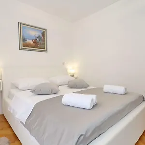Neva Modern 4*, Zadar Croatia